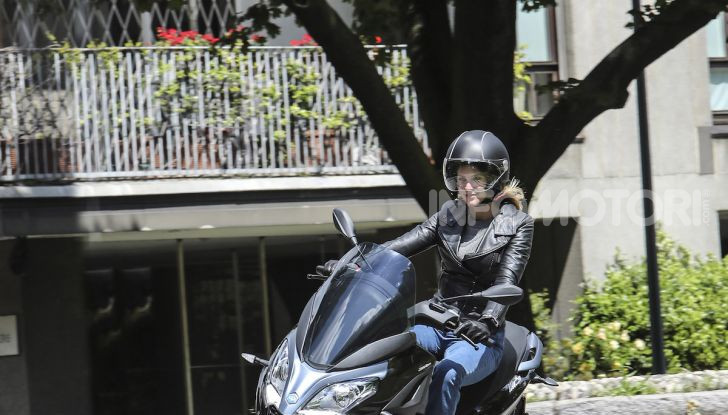 Piaggio MP3 300 hpe: il tre ruote più famoso al mondo ancora più agile e sportivo - Foto 54 di 60