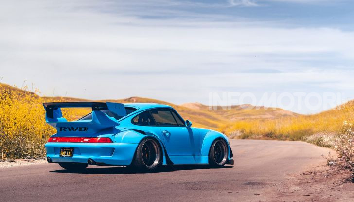 Porsche 911 Blue Riviera, il tuning di RWB - Foto 2 di 20