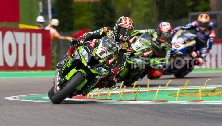 SBK 2019 GP d’Italia: a Imola Jonathan Rea rompe il dominio di Bautista e della Ducati - Foto 2 di 35