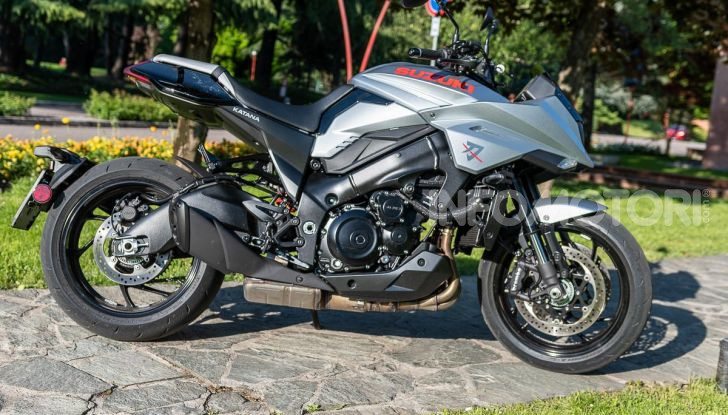 [VIDEO] Prova Suzuki GSX-S 1000 Katana, affilata di nome e di fatto - Foto 3 di 42