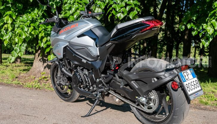 [VIDEO] Prova Suzuki GSX-S 1000 Katana, affilata di nome e di fatto - Foto 7 di 42