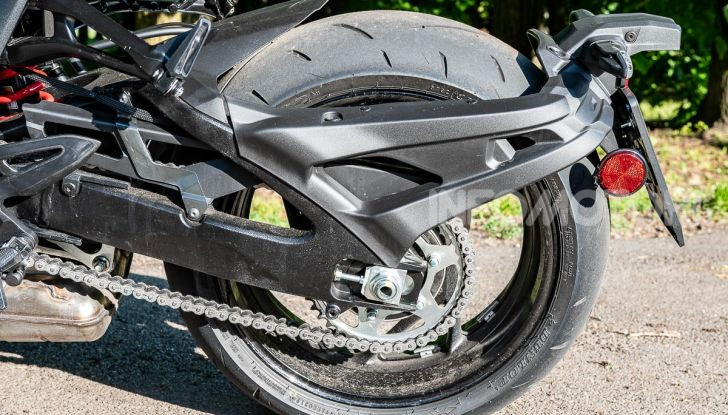 [VIDEO] Prova Suzuki GSX-S 1000 Katana, affilata di nome e di fatto - Foto 8 di 42