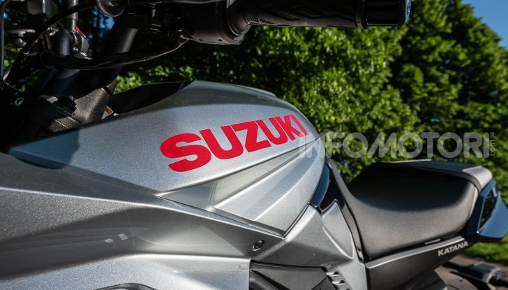 [VIDEO] Prova Suzuki GSX-S 1000 Katana, affilata di nome e di fatto - Foto 10 di 42