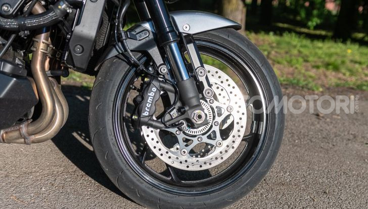 [VIDEO] Prova Suzuki GSX-S 1000 Katana, affilata di nome e di fatto - Foto 17 di 42