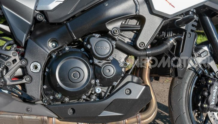 [VIDEO] Prova Suzuki GSX-S 1000 Katana, affilata di nome e di fatto - Foto 19 di 42