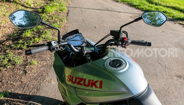 [VIDEO] Prova Suzuki GSX-S 1000 Katana, affilata di nome e di fatto - Foto 25 di 42