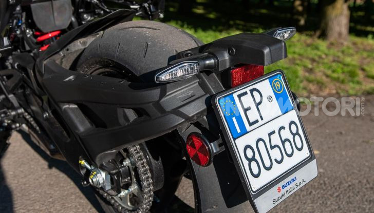 [VIDEO] Prova Suzuki GSX-S 1000 Katana, affilata di nome e di fatto - Foto 29 di 42