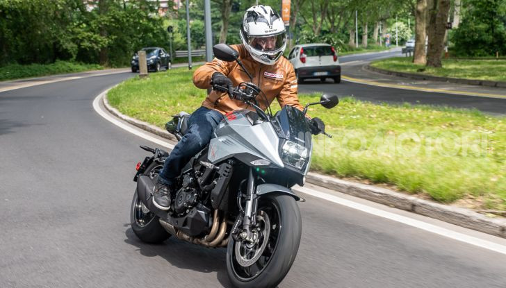 [VIDEO] Prova Suzuki GSX-S 1000 Katana, affilata di nome e di fatto - Foto 41 di 42