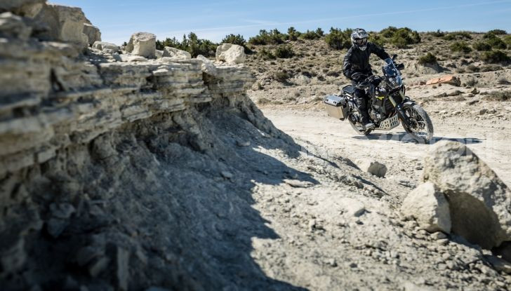 Yamaha Tenere 700 arriva nei concessionari con Explorer e Rally Pack - Foto 9 di 16