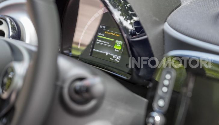 [VIDEO] Prova smart EQ fortwo e forfour: le due chiavi della città - Foto 21 di 36