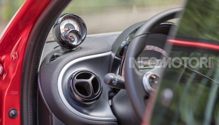 [VIDEO] Prova smart EQ fortwo e forfour: le due chiavi della città - Foto 23 di 36