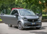 [VIDEO] Prova smart EQ fortwo e forfour: le due chiavi della città