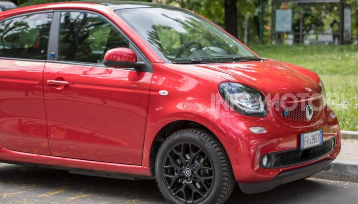 [VIDEO] Prova smart EQ fortwo e forfour: le due chiavi della città - Foto 16 di 36