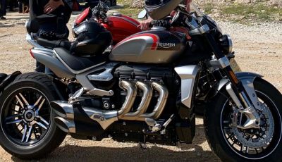 Triumph Rocket 3 arriverà anche in versione GT