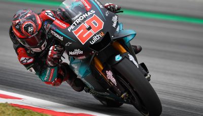 MotoGP 2019 GP di Spagna: Quartararo beffa Marquez e centra la pole a Barcellona, quinto Rossi davanti a Dovizioso