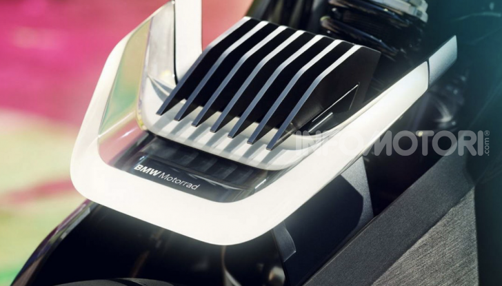 BMW Vision DC Roadster la prima moto elettrica della casa dell’elica - Foto 3 di 6