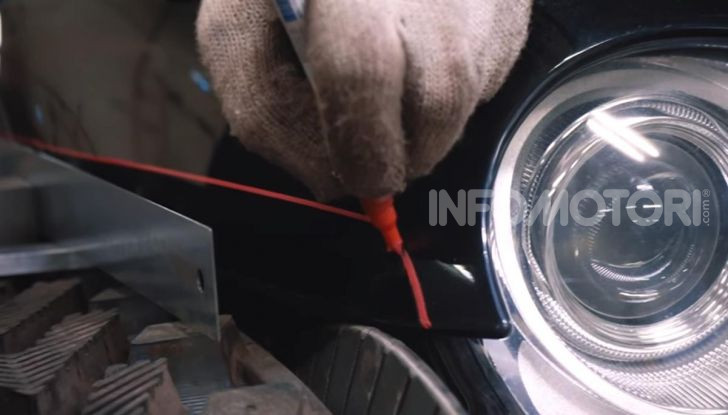 Tuning dalla Russia: ecco la Bentley con il cingolato per andare ovunque - Foto 18 di 32