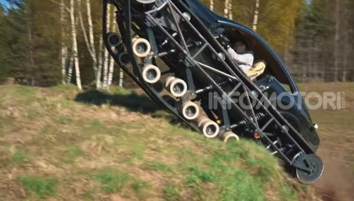 Tuning dalla Russia: ecco la Bentley con il cingolato per andare ovunque - Foto 5 di 32