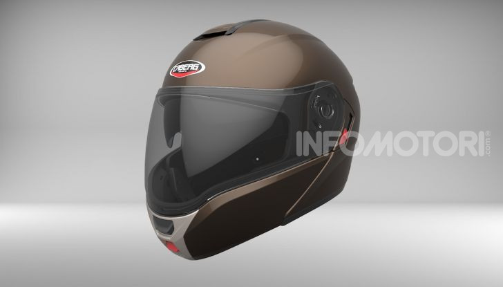 In viaggio con Caberg per scoprire come nasce un casco - Foto 1 di 24