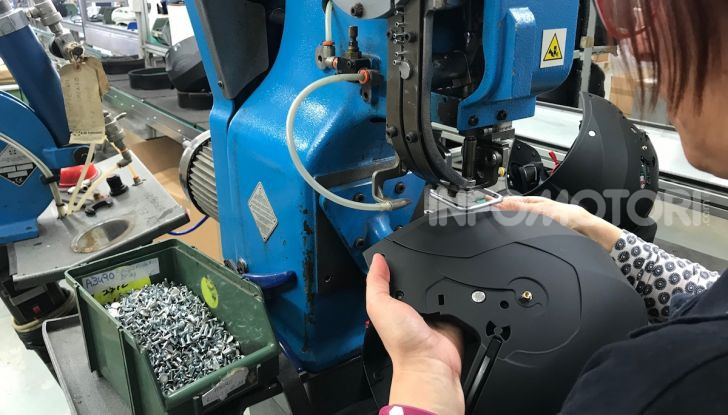 In viaggio con Caberg per scoprire come nasce un casco - Foto 17 di 24