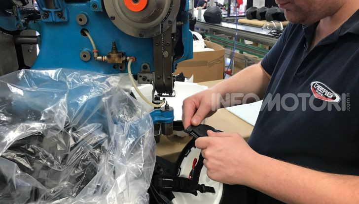 In viaggio con Caberg per scoprire come nasce un casco - Foto 19 di 24