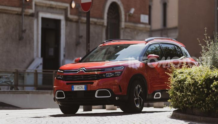 Feel Pack, la nuova versione della Citroen C5 Aircross - Foto 18 di 40