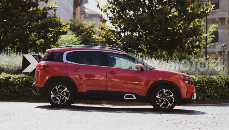 Feel Pack, la nuova versione della Citroen C5 Aircross - Foto 19 di 40