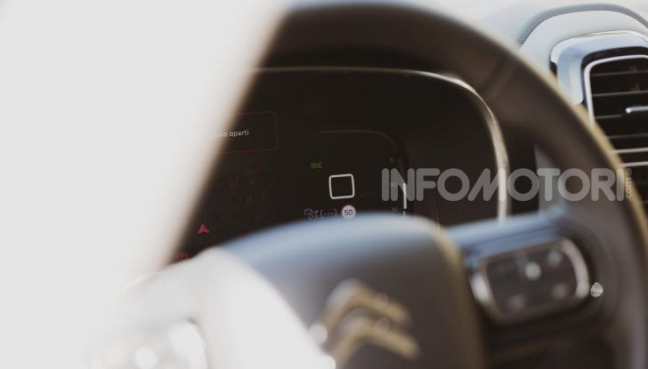 Feel Pack, la nuova versione della Citroen C5 Aircross - Foto 25 di 40