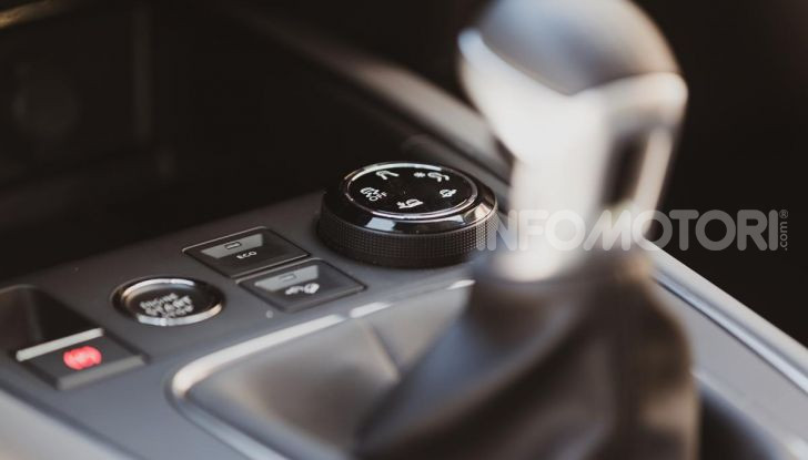 Feel Pack, la nuova versione della Citroen C5 Aircross - Foto 28 di 40