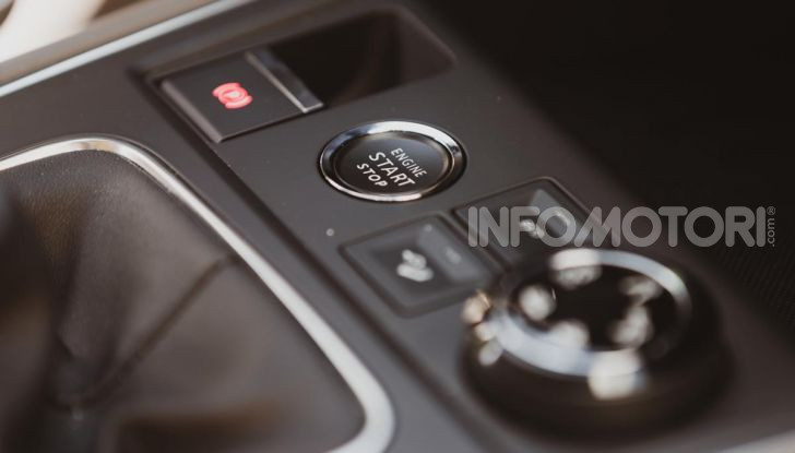 Feel Pack, la nuova versione della Citroen C5 Aircross - Foto 38 di 40