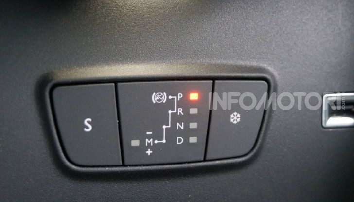 Prova video Citroen C3 Aircross: stilosa si, ma senza perdere in versatilità e spazio - Foto 17 di 50