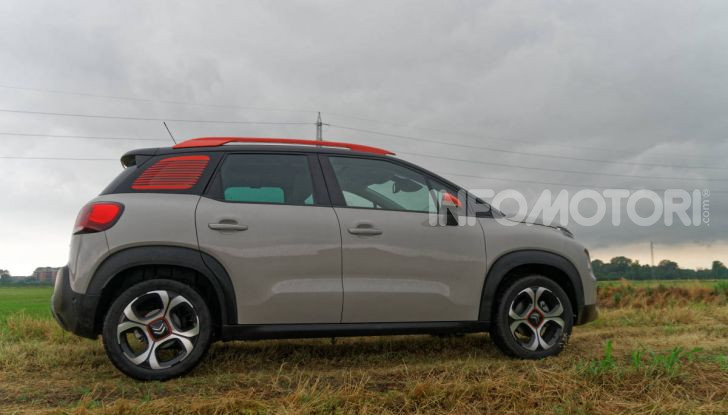 Prova video Citroen C3 Aircross: stilosa si, ma senza perdere in versatilità e spazio - Foto 21 di 50