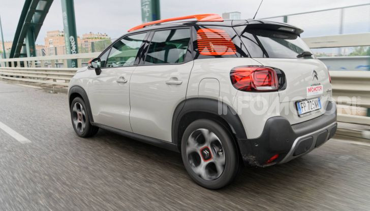 Prova video Citroen C3 Aircross: stilosa si, ma senza perdere in versatilità e spazio - Foto 41 di 50