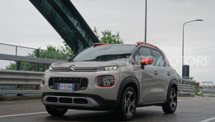 Prova video Citroen C3 Aircross: stilosa si, ma senza perdere in versatilità e spazio - Foto 46 di 50