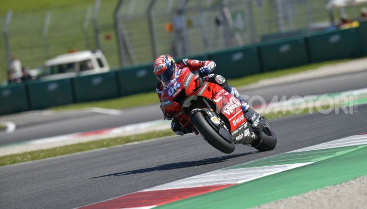 MotoGP 2019 GP d’Italia: Marquez firma il nuovo record del Mugello, Dovizioso solo nono e Rossi 18esimo - Foto 24 di 64