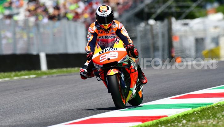 MotoGP 2019 GP d’Italia: Marquez firma il nuovo record del Mugello, Dovizioso solo nono e Rossi 18esimo - Foto 42 di 64