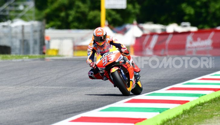 MotoGP 2019 GP d’Italia: Marquez firma il nuovo record del Mugello, Dovizioso solo nono e Rossi 18esimo - Foto 49 di 64