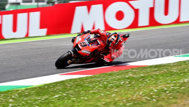 MotoGP 2019 GP d’Italia: Marquez firma il nuovo record del Mugello, Dovizioso solo nono e Rossi 18esimo - Foto 59 di 64