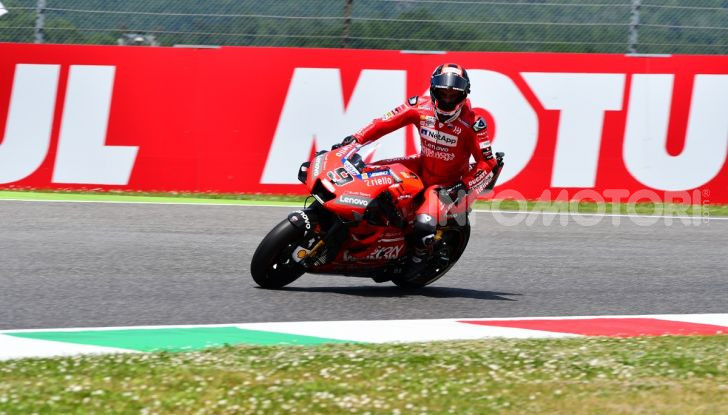 MotoGP 2019 GP d’Italia: Marquez firma il nuovo record del Mugello, Dovizioso solo nono e Rossi 18esimo - Foto 63 di 64