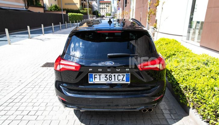 Prova Ford Focus Wagon 1.5 EcoBoost ST Line: per papà sportivi, ma non solo! - Foto 9 di 33