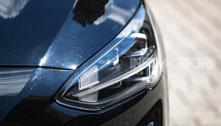 Prova Ford Focus Wagon 1.5 EcoBoost ST Line: per papà sportivi, ma non solo! - Foto 4 di 33