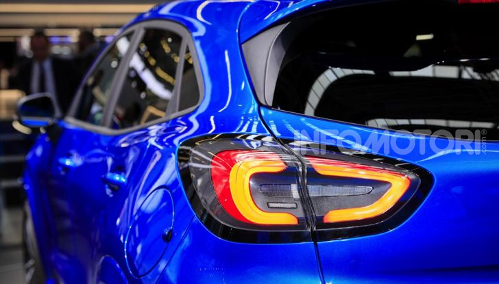 Nuova Ford Puma: il crossover che studia da SUV - Foto 9 di 21