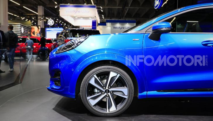Nuova Ford Puma: il crossover che studia da SUV - Foto 11 di 21