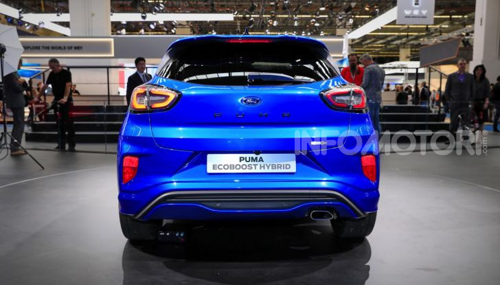 Nuova Ford Puma: il crossover che studia da SUV - Foto 8 di 21