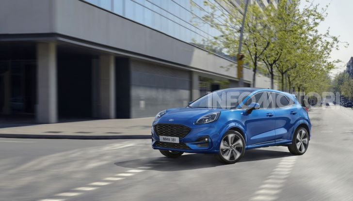 Nuova Ford Puma: il crossover che studia da SUV - Foto 16 di 21