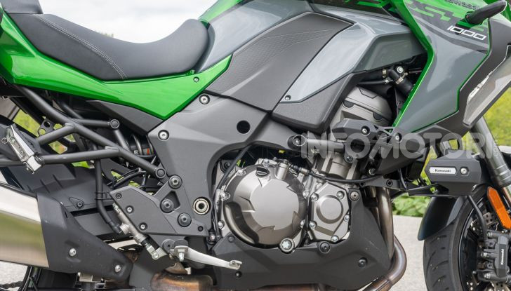 Prova Kawasaki Versys 1000 SE 2019, i 46 gradi più facili e comodi al mondo? - Foto 14 di 44