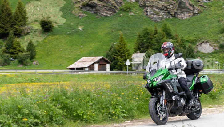Prova Kawasaki Versys 1000 SE 2019, i 46 gradi più facili e comodi al mondo? - Foto 34 di 44