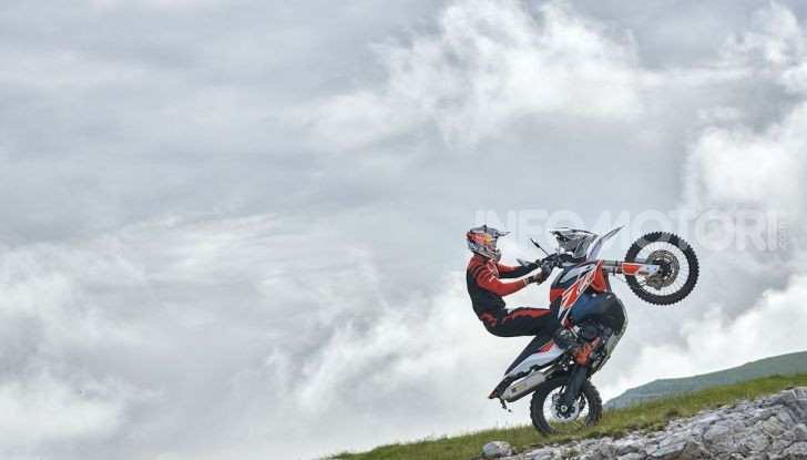 KTM 790 Adventure R Rally: l’off road non conosce più limiti - Foto 2 di 13