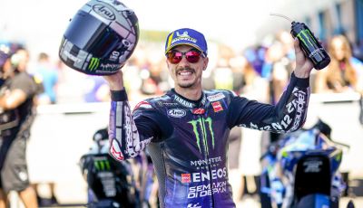 MotoGP 2019 GP d’Olanda, Assen: Vinales torna al successo con la Yamaha davanti a Marquez. Quarto Dovizioso, Rossi a terra