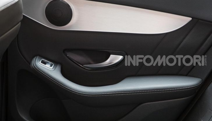 Mercedes-Benz GLC 350e: un passo in avanti verso l’elettrificazione - Foto 24 di 33